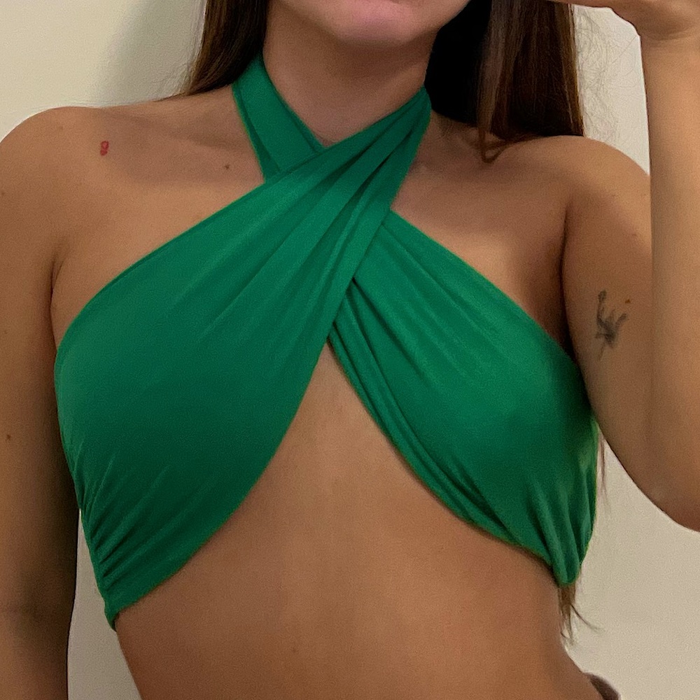 Green Criss Cross Croptop Size M